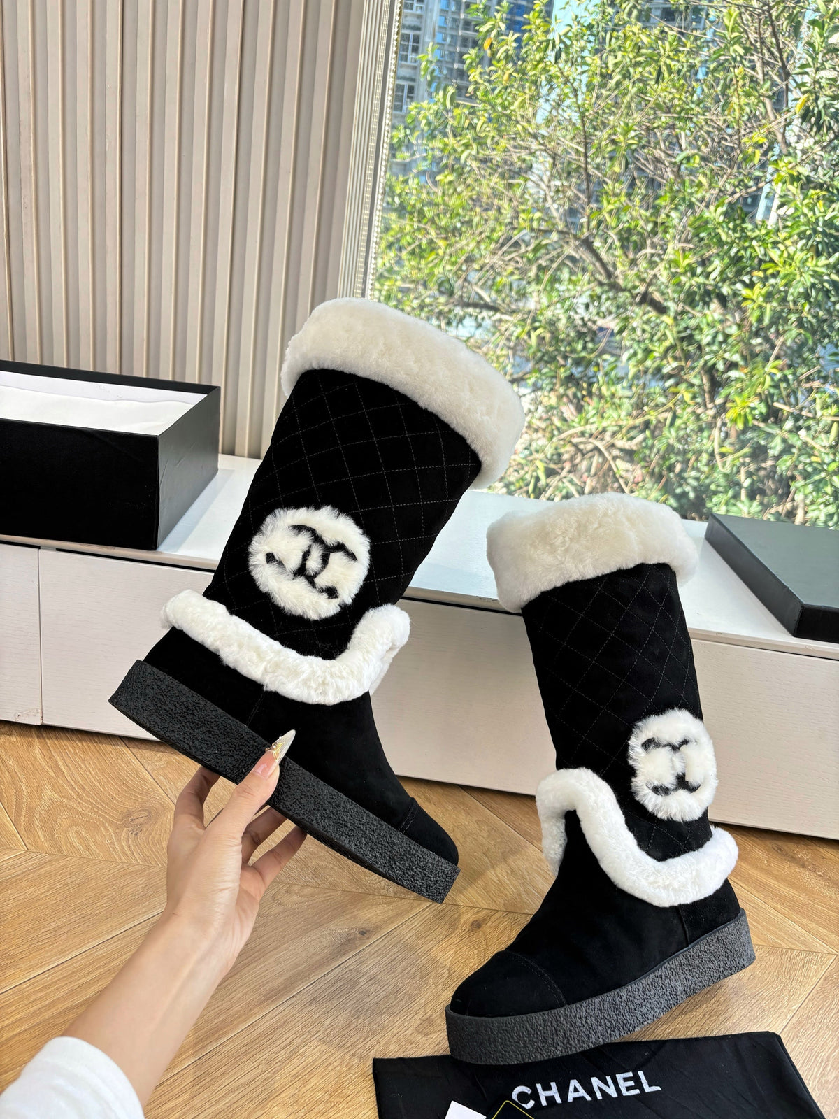 CC 2025 Snow Boot Black White Suede Wool 548930